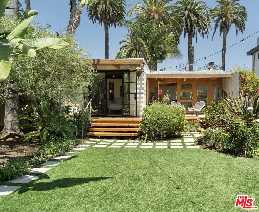 Photo of Listing #25542029