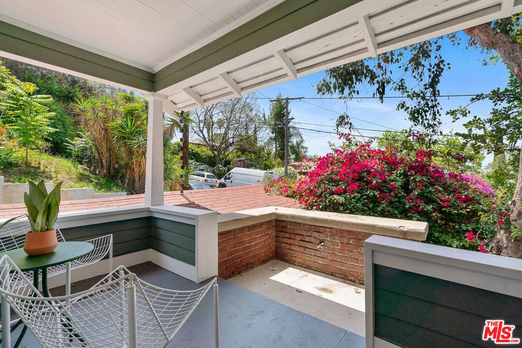 Photo of Listing #25542731