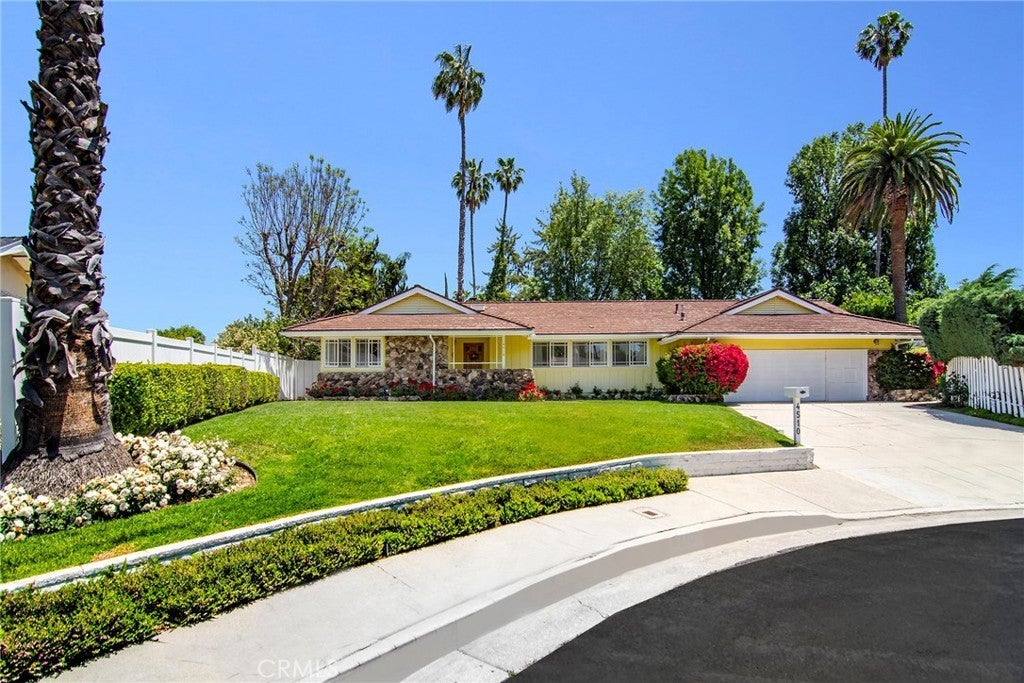 Photo of Listing #SR25115556