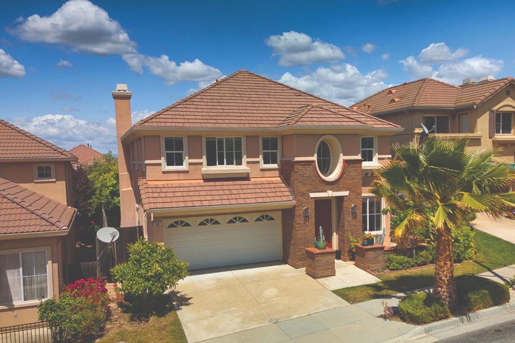 Photo of Listing #ML82007360