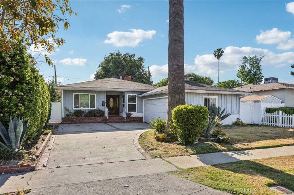 Photo of Listing #SR25112730