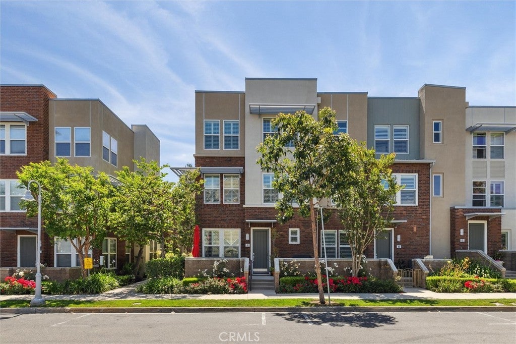 Photo of Listing #OC25113417