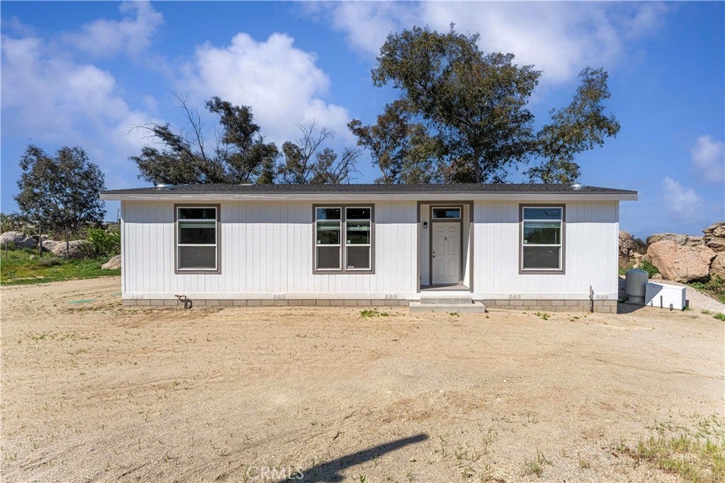 Photo of Listing #IV25115502