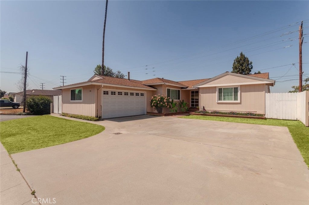 Photo of Listing #PW25115903