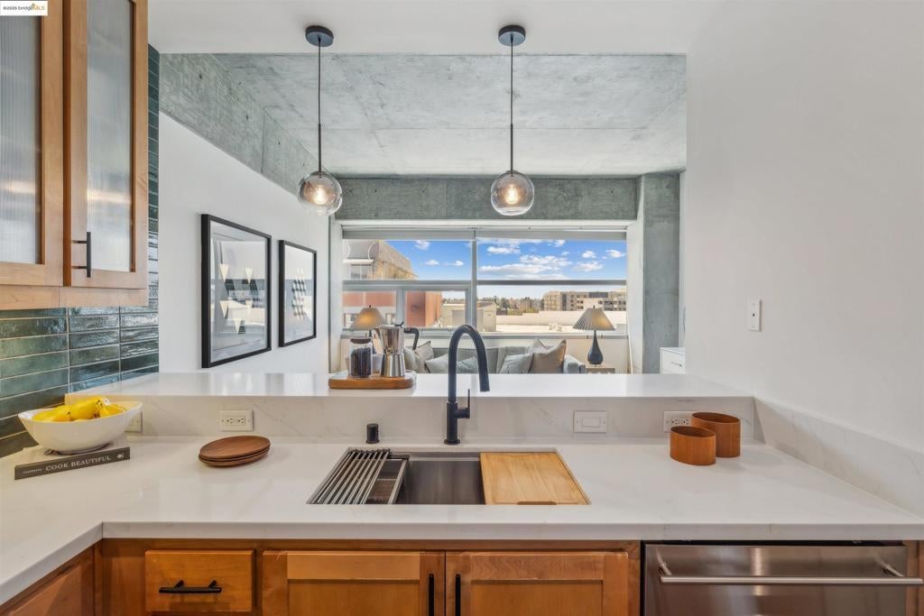 Photo of Listing #41098794