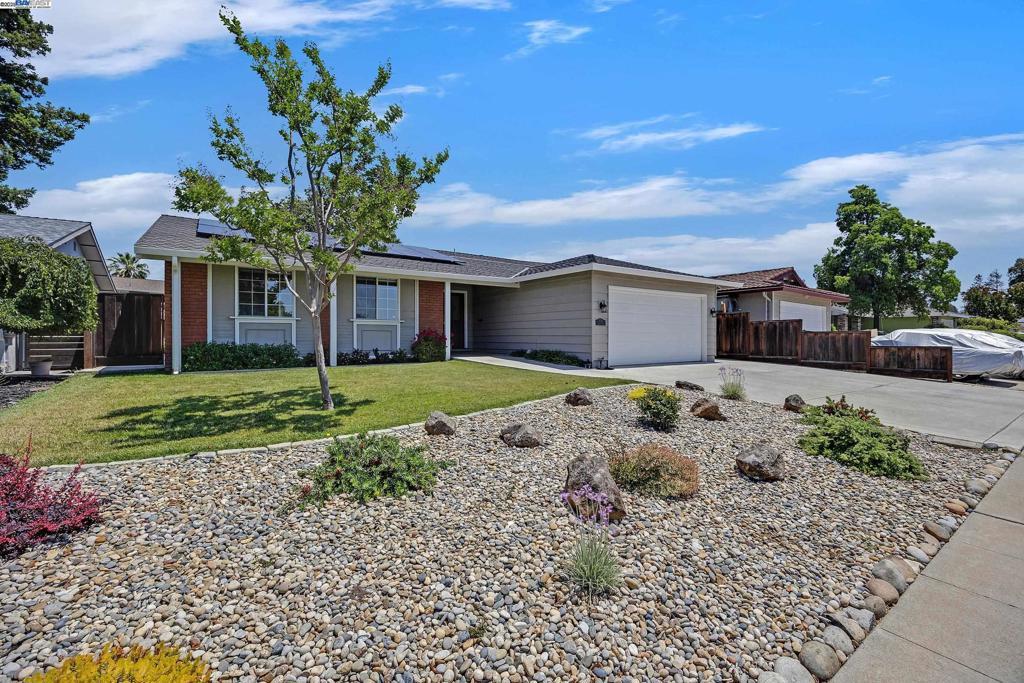 Photo of Listing #41098802