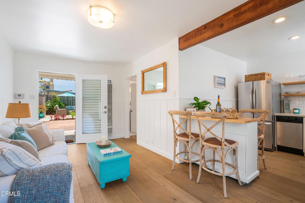 Photo of Listing #V1-30152