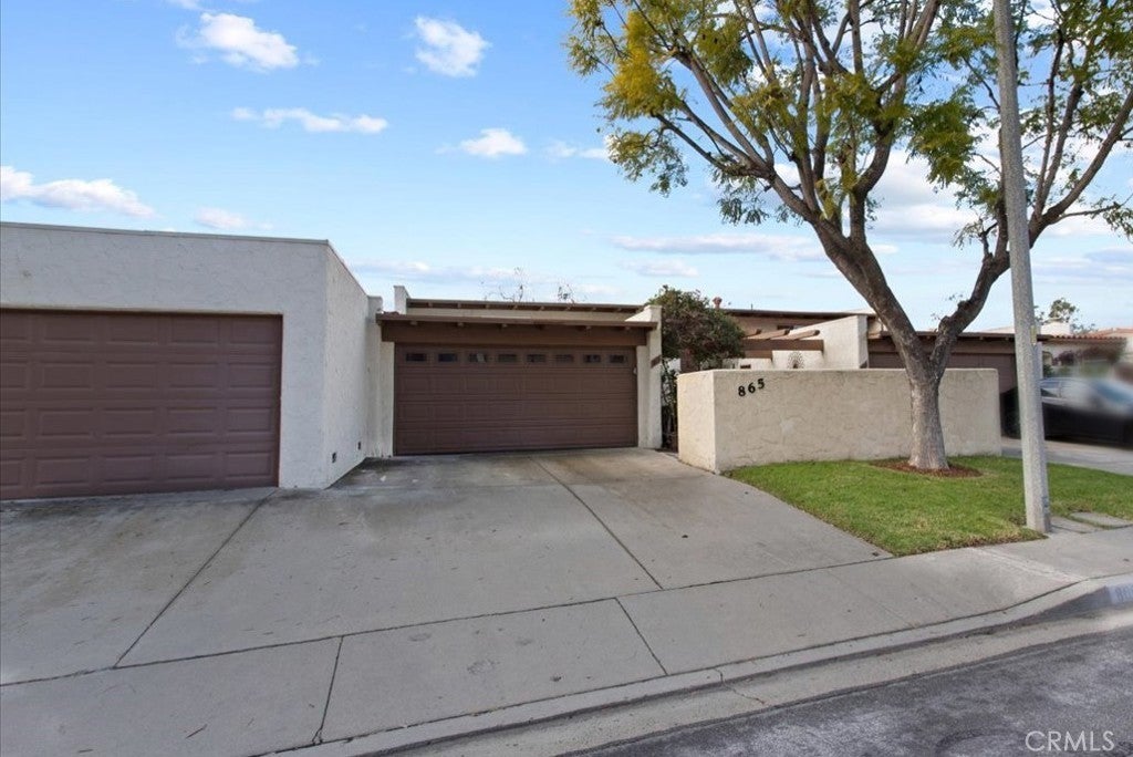 Photo of Listing #SR25116008