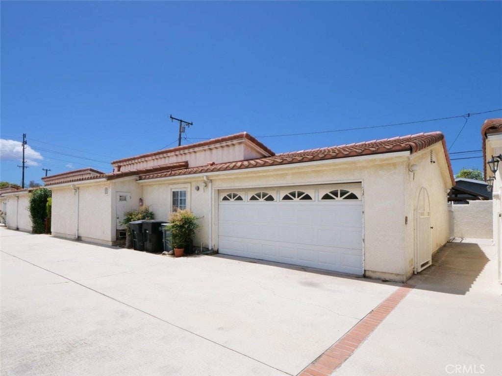 Photo of Listing #PV25114961