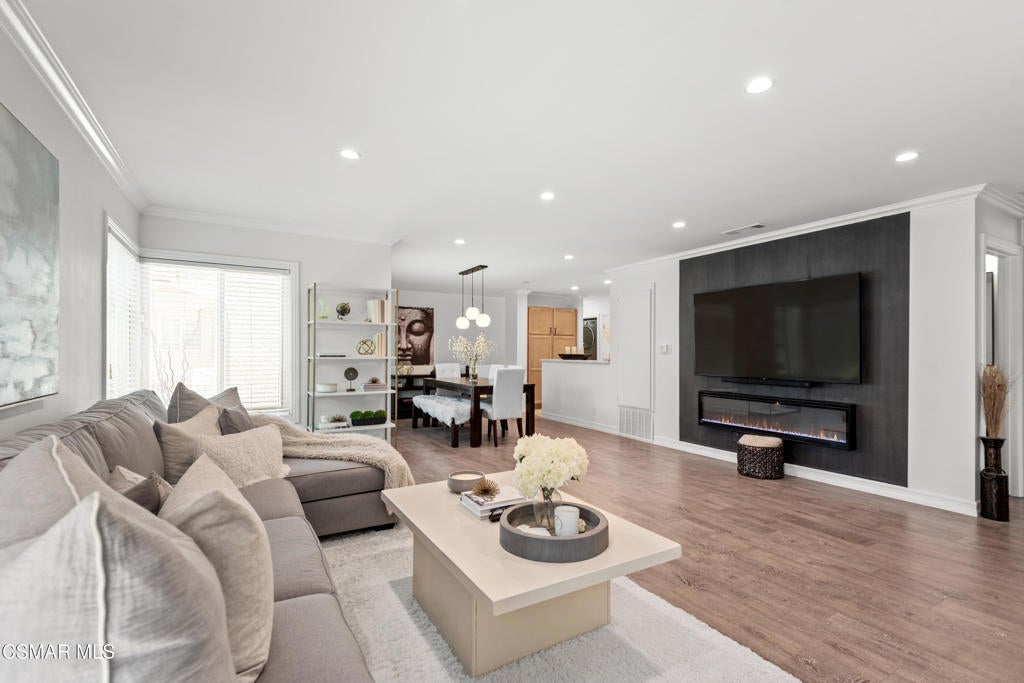 Photo of Listing #225002578