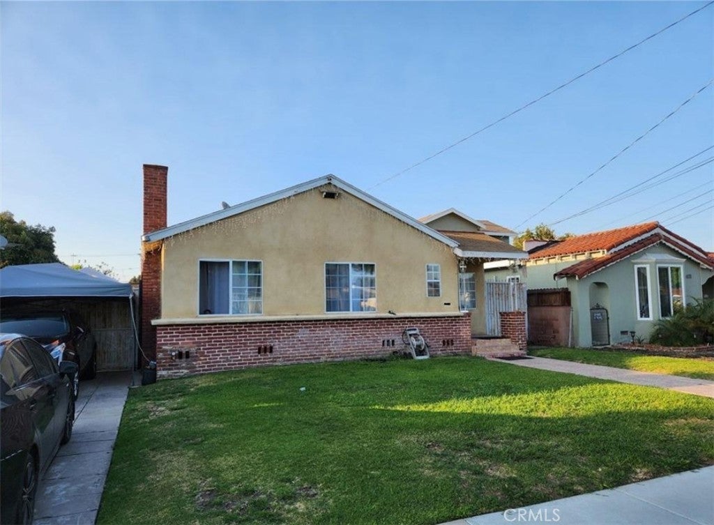 Photo of Listing #IV25116441