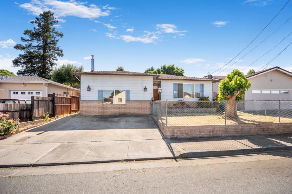 Photo of Listing #ML82008300