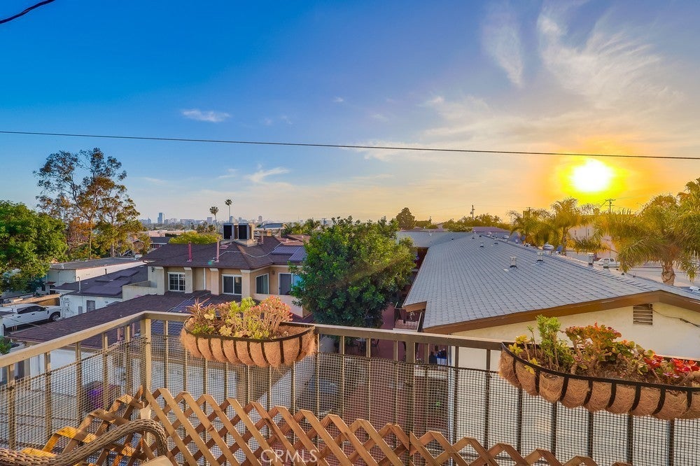 Photo of Listing #PW25116409