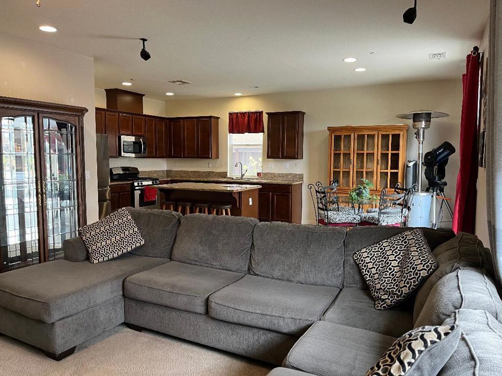 Photo of Listing #ML82008293