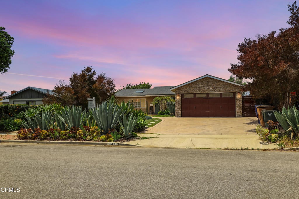 Photo of Listing #V1-30191