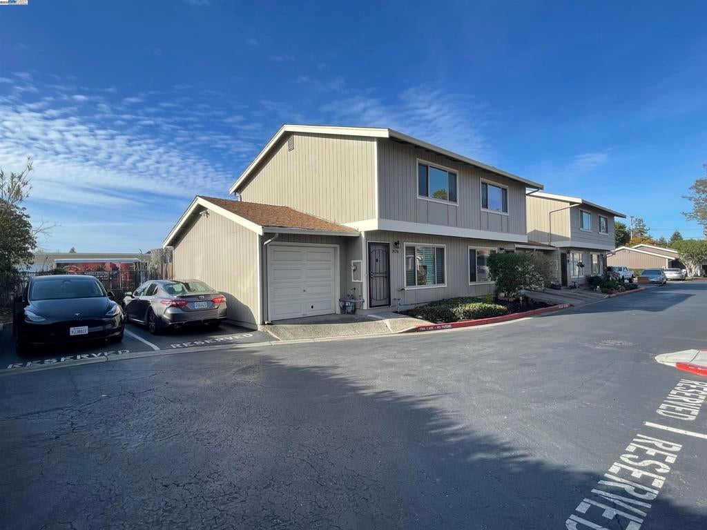 Photo of Listing #41098922