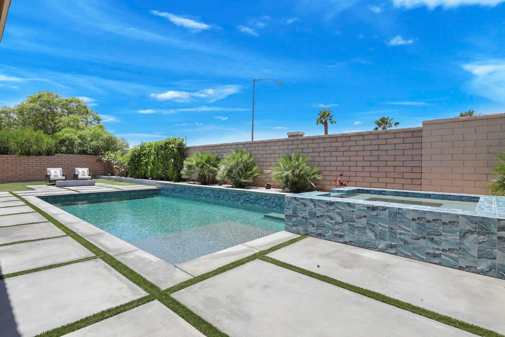 Photo of Listing #219130614DA