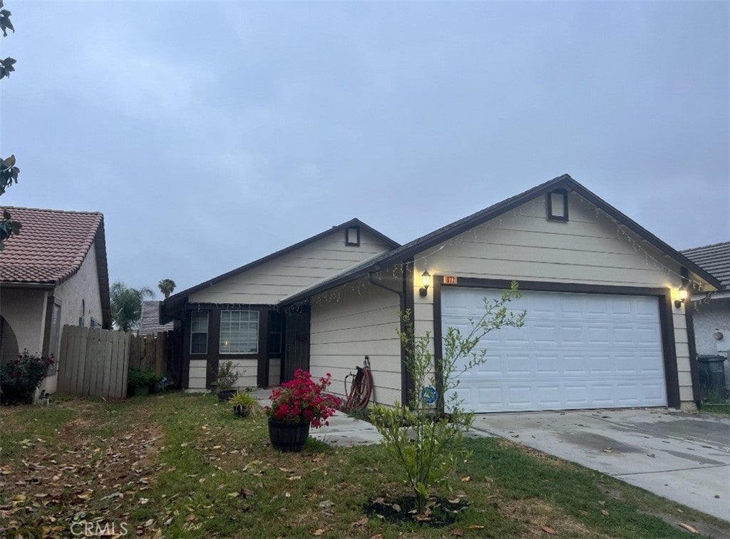 Photo of Listing #SW25117068