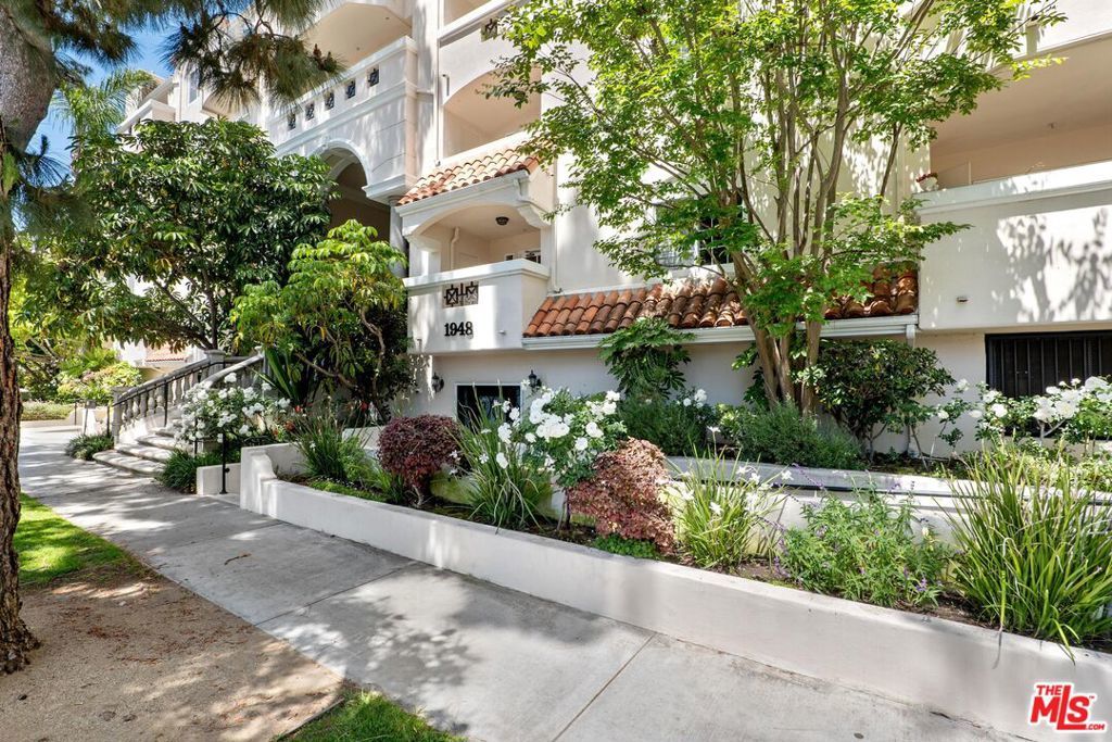 Photo of Listing #25543521