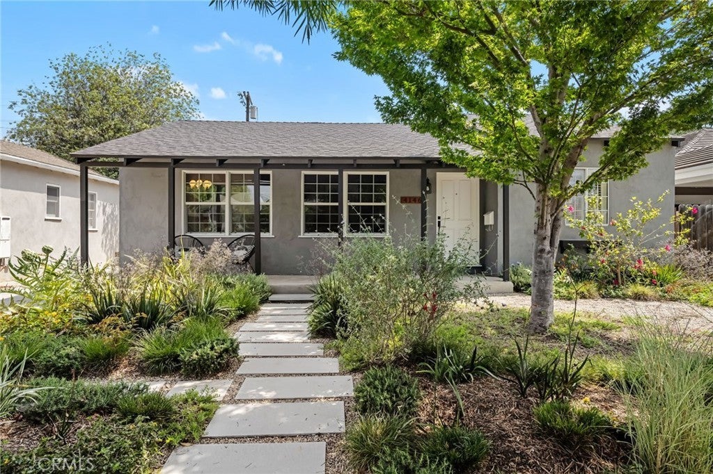 Photo of Listing #SB25111356