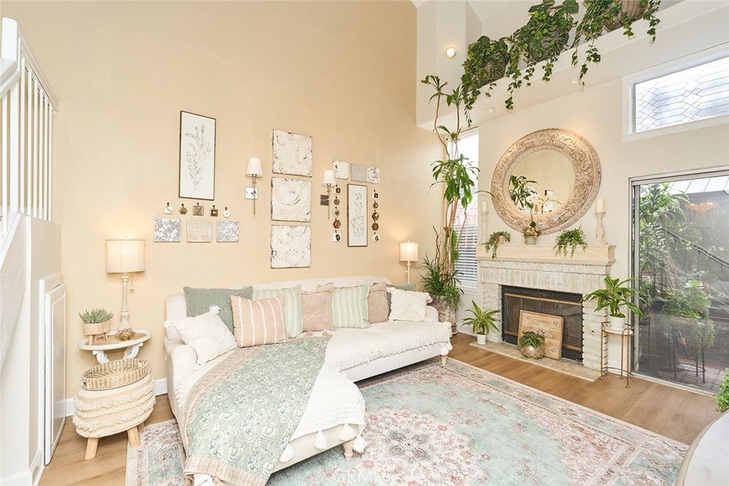 Photo of Listing #PW25111944