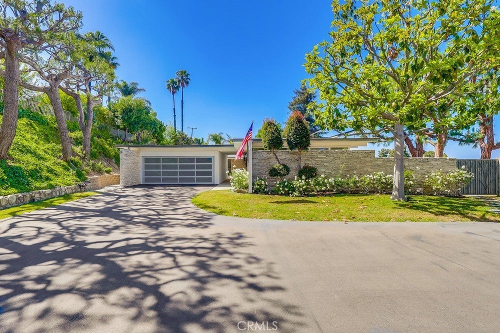 Photo of Listing #PV25117012