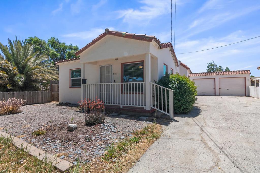 Photo of Listing #ML82008399