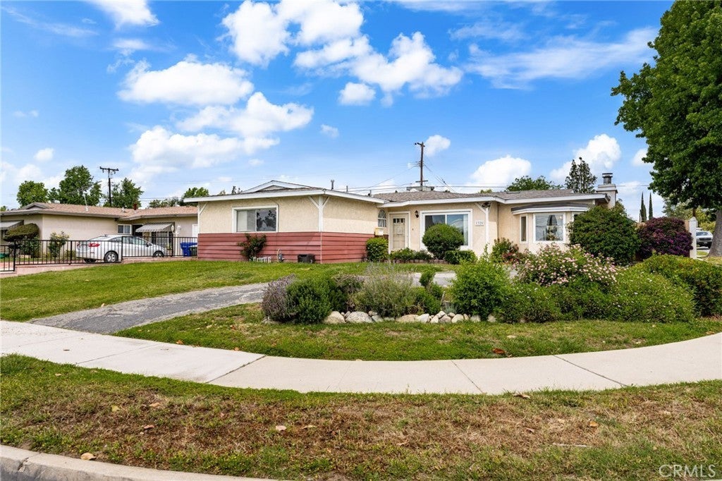 Photo of Listing #PW25117316