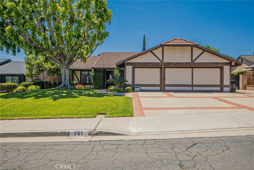 Photo of Listing #CV25116864