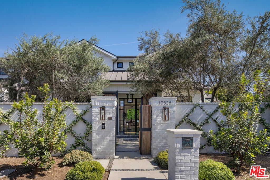 Photo of Listing #25543541