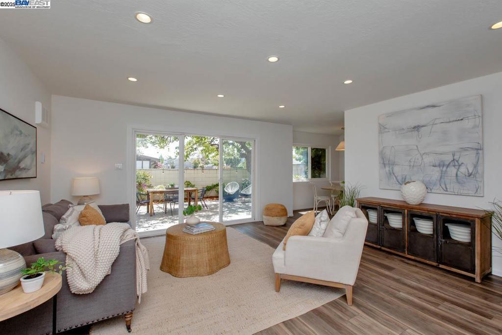 Photo of Listing #41099015