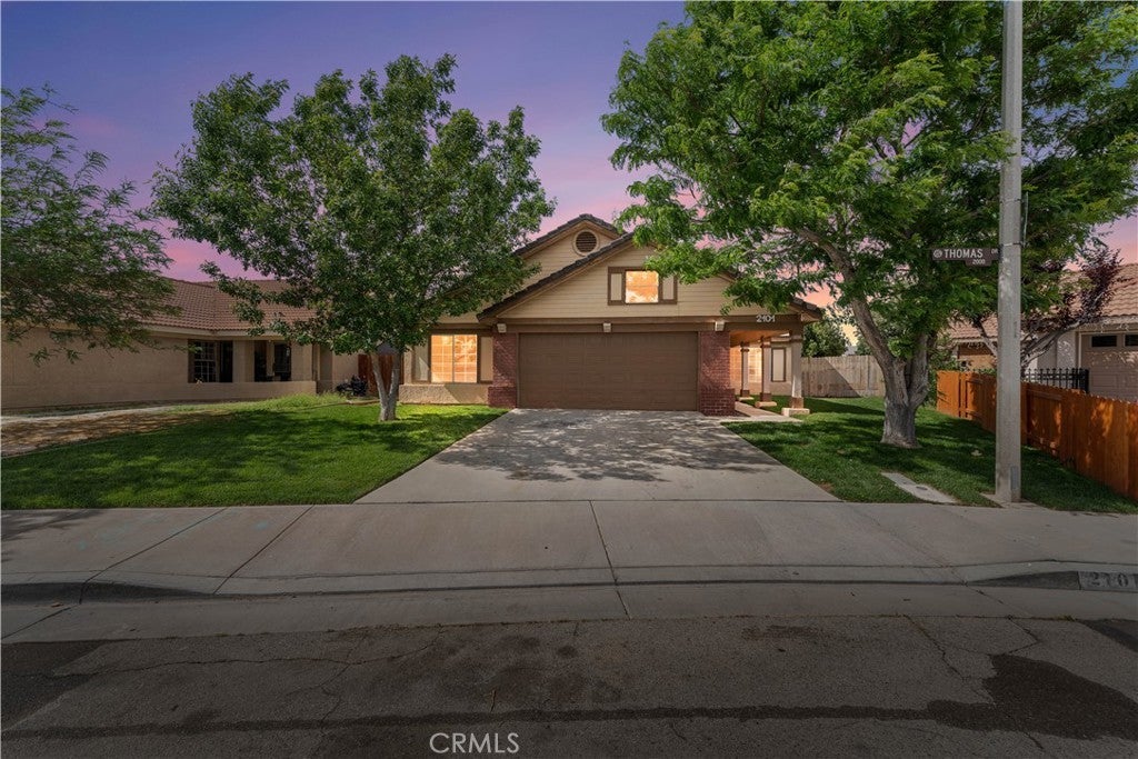 Photo of Listing #SR25111622