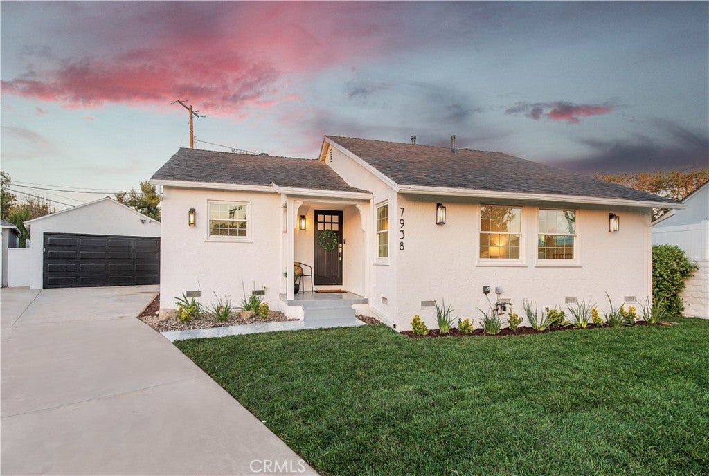 Photo of Listing #SR25117641