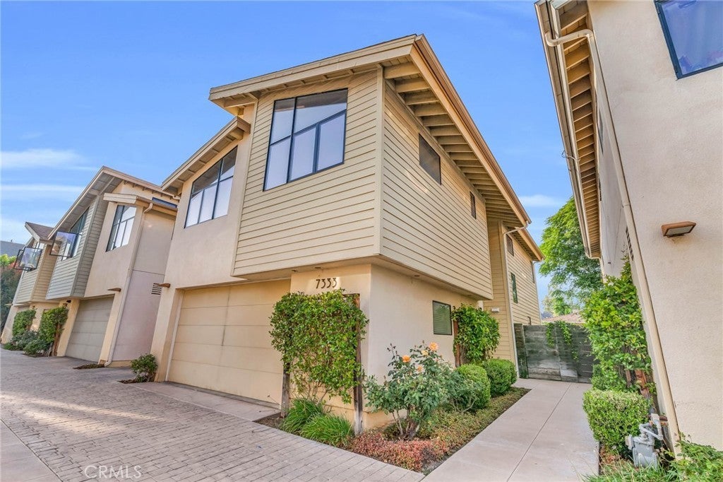 Photo of Listing #SR25117652