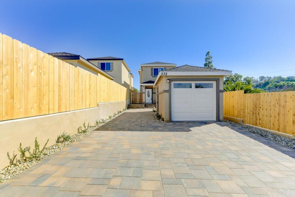 Photo of Listing #PTP2503859