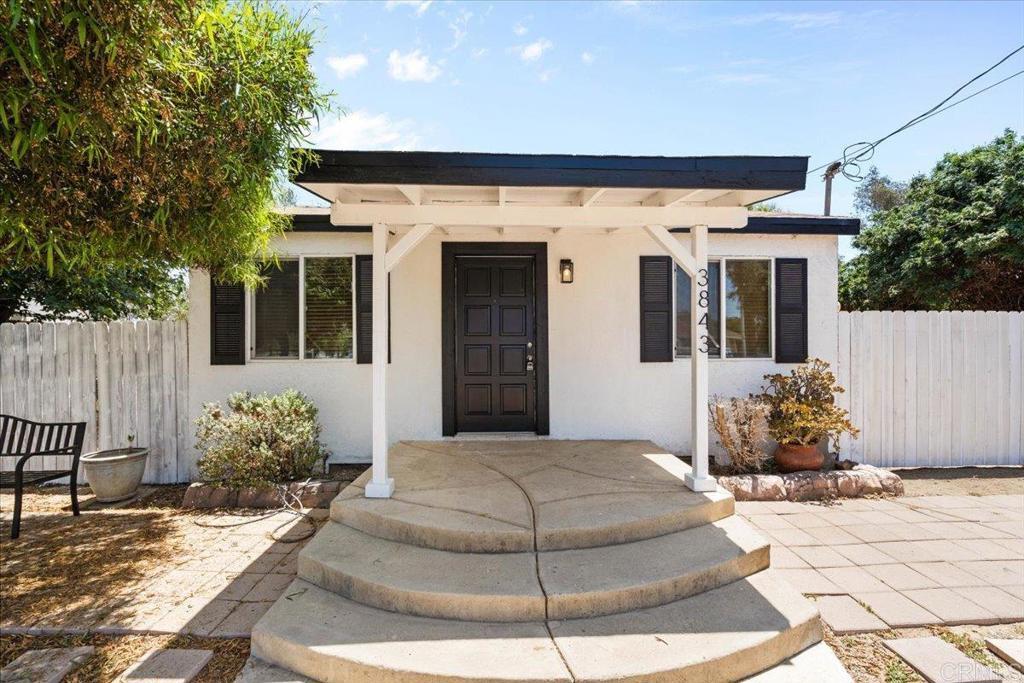 Photo of Listing #PTP2503866