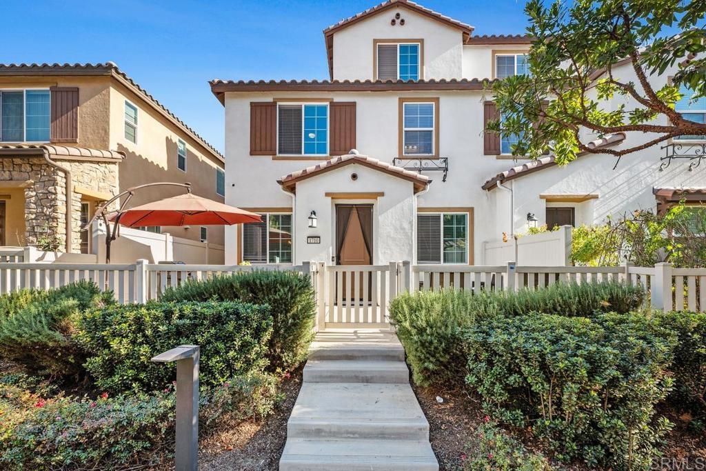 Photo of Listing #PTP2503868