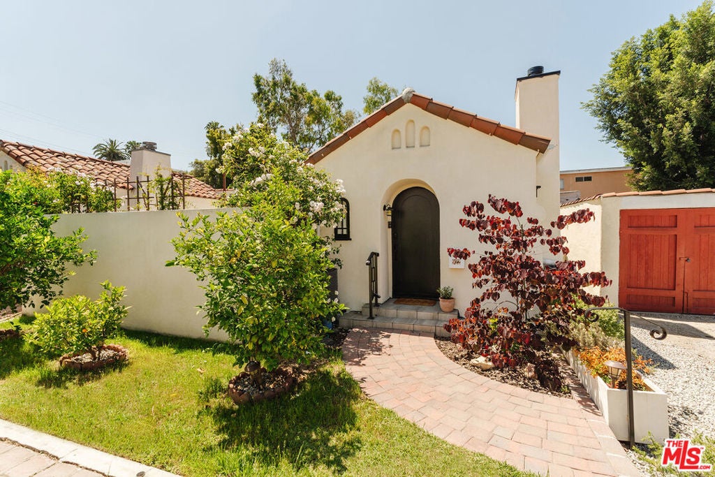 Photo of Listing #25543977