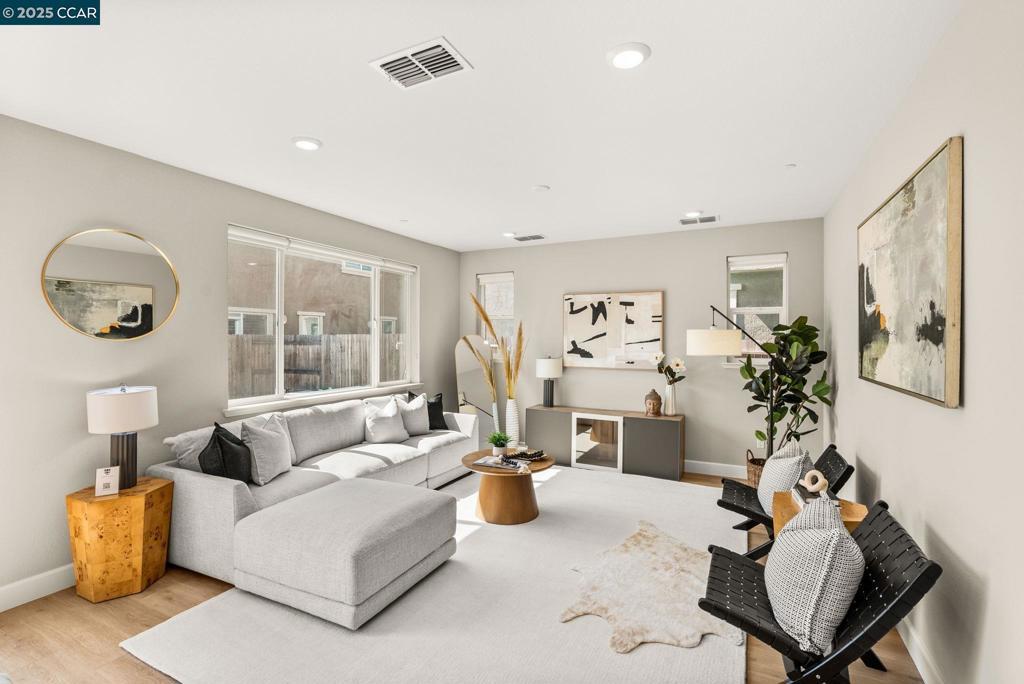 Photo of Listing #41099120