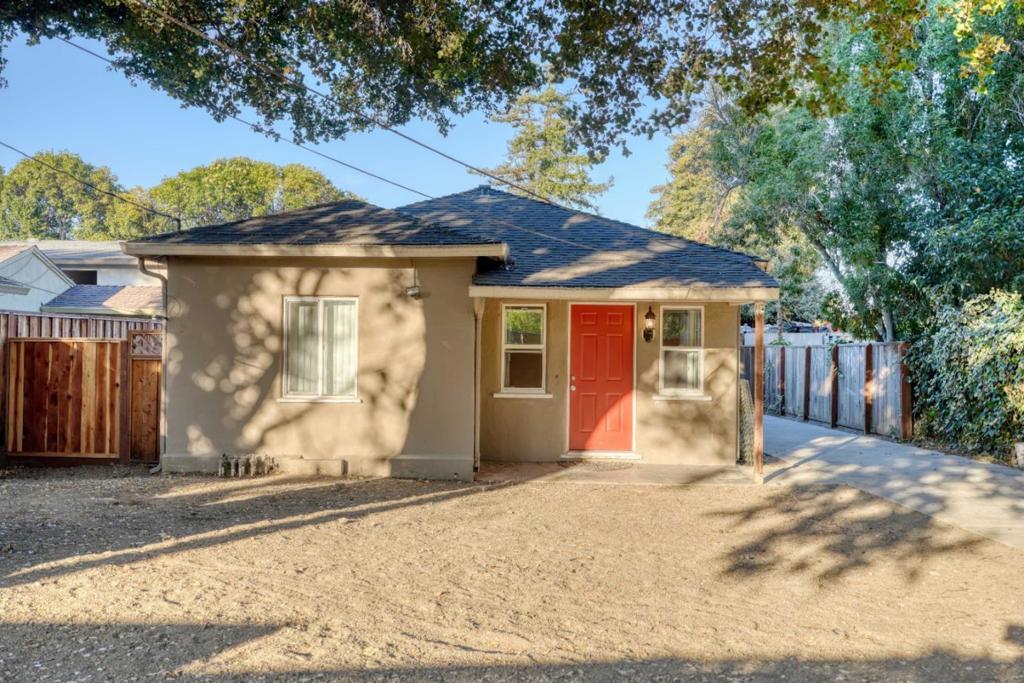 Photo of Listing #ML82008557