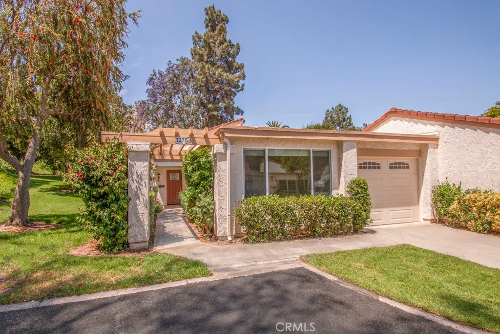 Photo of Listing #OC25117294