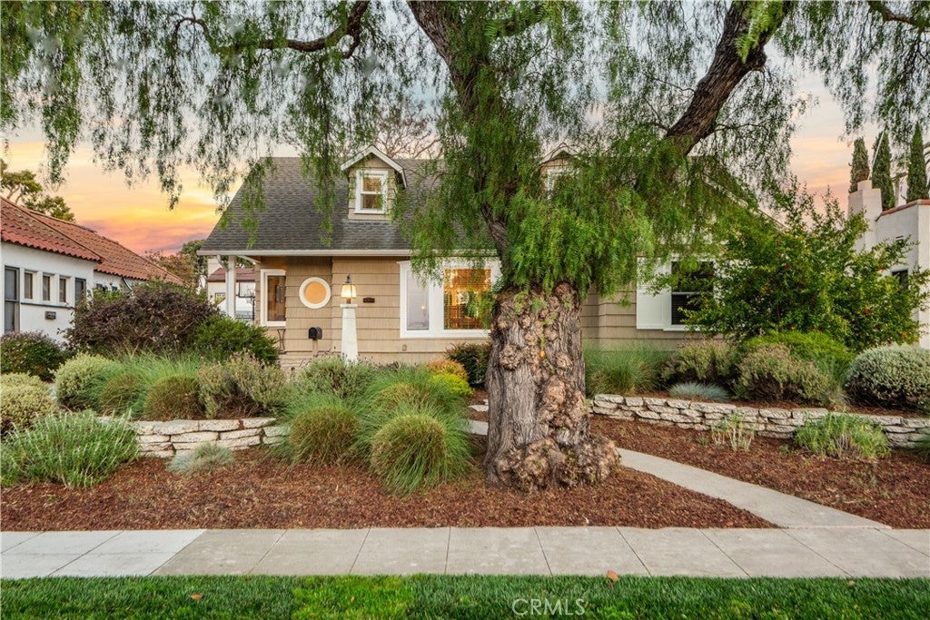 Photo of Listing #PV25117242