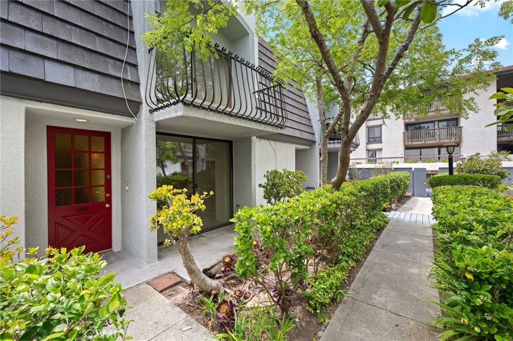 Photo of Listing #SR25118444