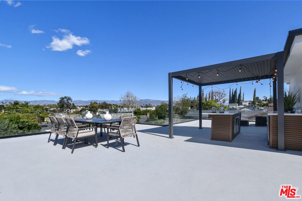 Photo of Listing #25544337