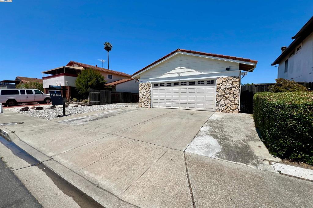 Photo of Listing #41099168