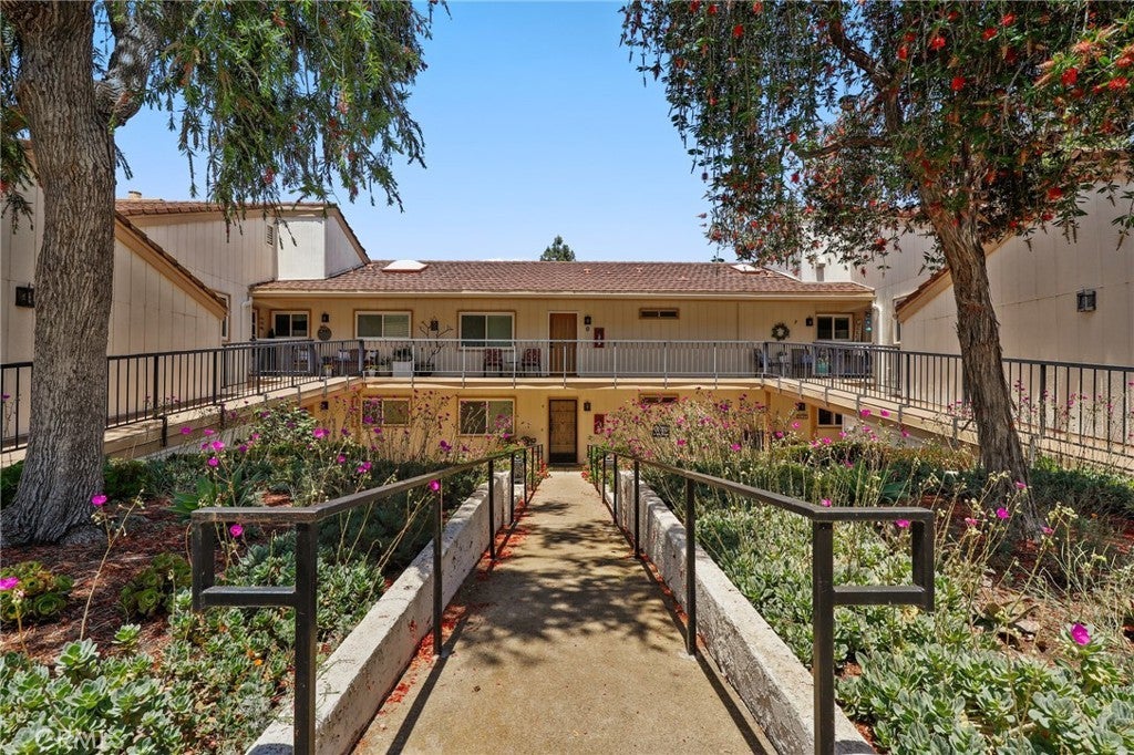 Photo of Listing #OC25117353