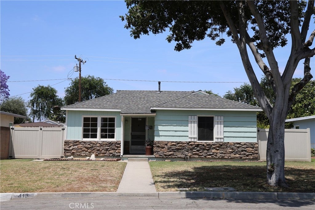 Photo of Listing #SB25095504