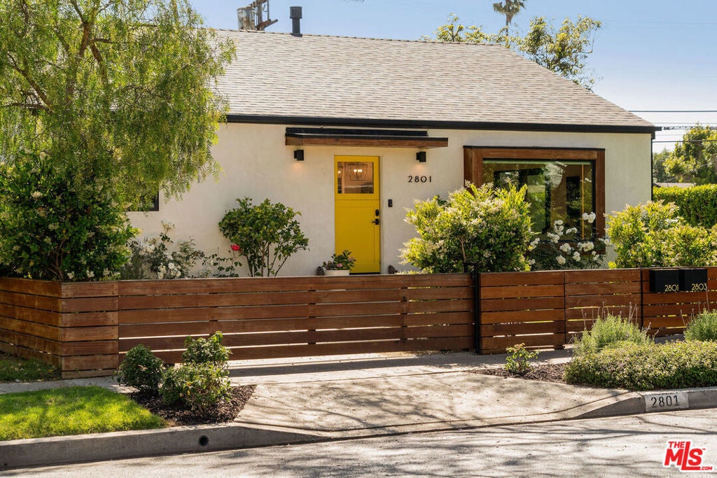 Photo of Listing #25542903