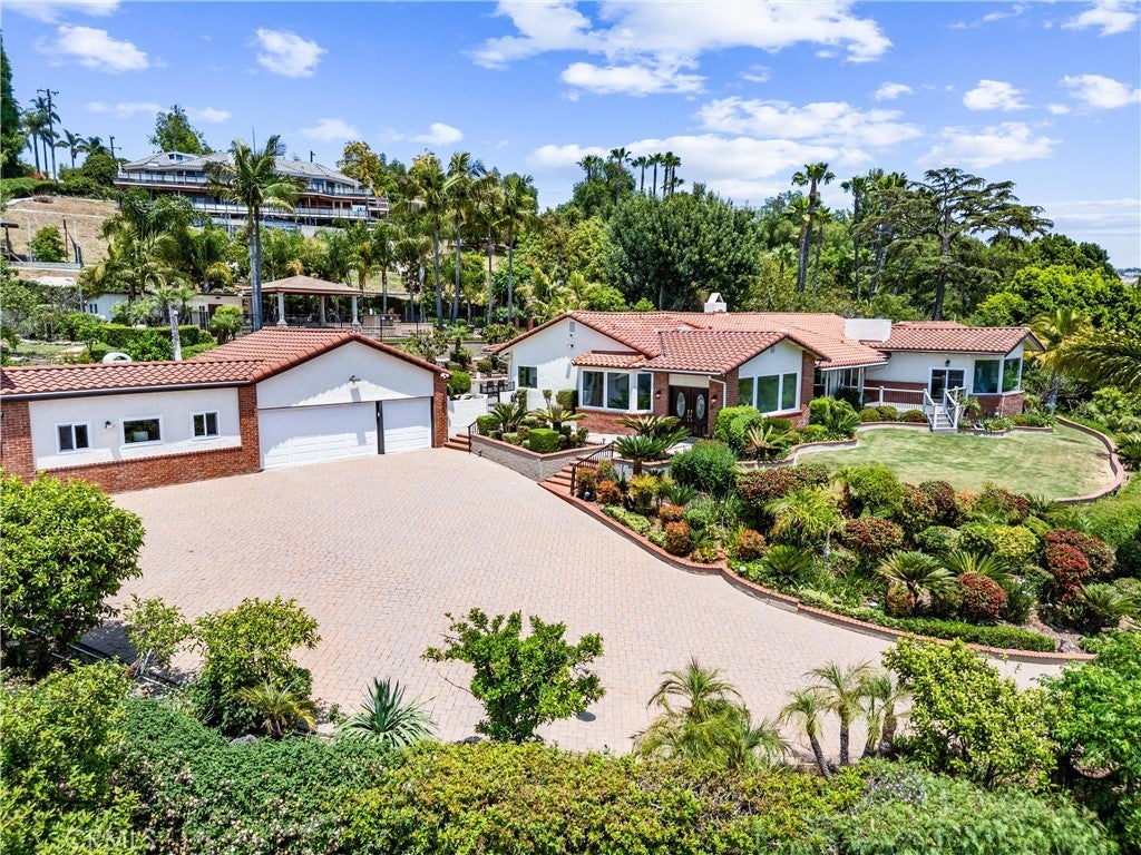 Photo of Listing #PW25085233