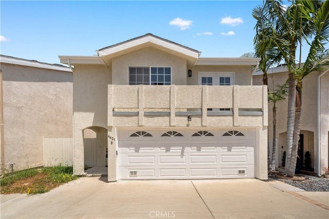 4431 W 138th Street B, Hawthorne.